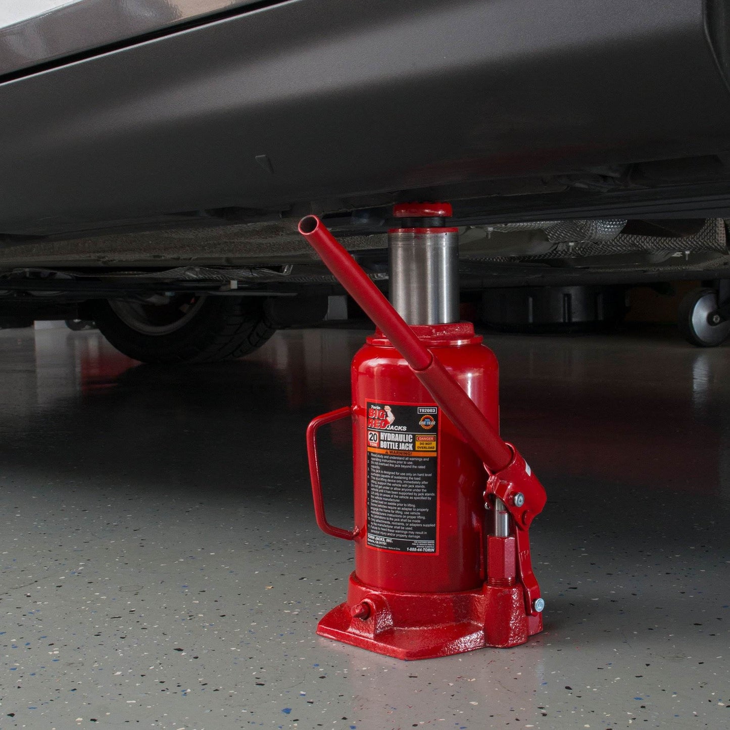 Torin Big Red 20 Ton Heavy Duty Hydraulic Welded Bottle Jack,T92003