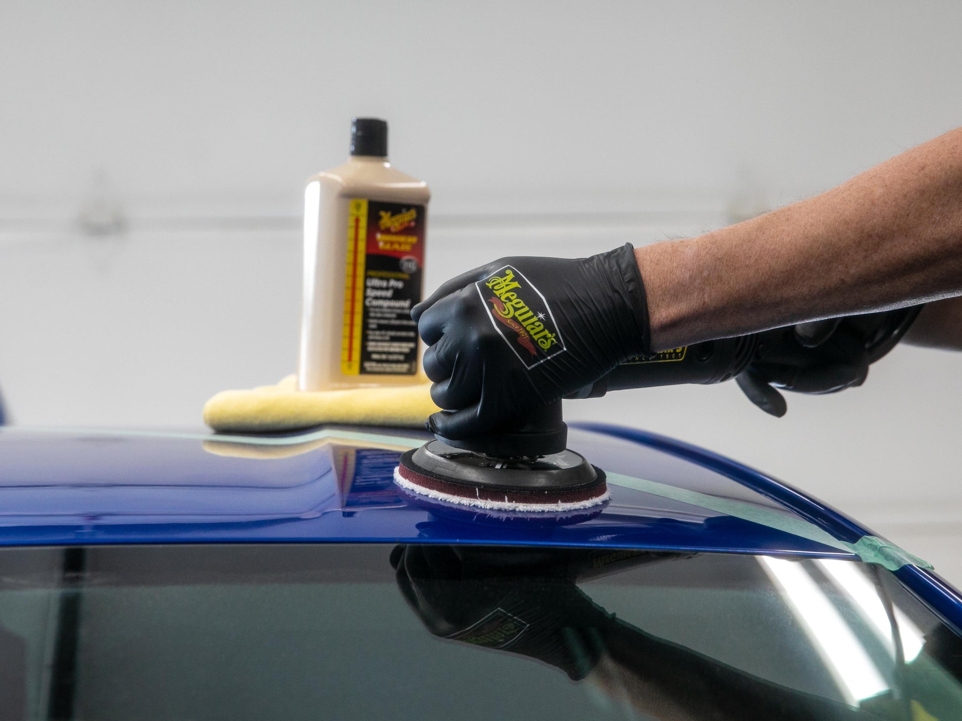 Meguiar's M110 Mirror Glaze Ultra Pro Speed Compound - Heavy Cut, High Gloss, M11032, 32 Oz